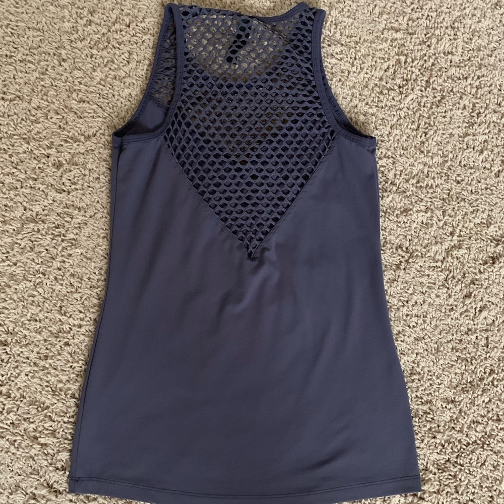 Tank top - Picture 2 of 4